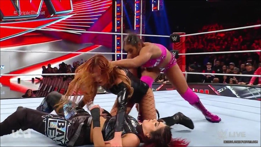 WWE_Monday_Night_Raw_2023_02_13_720p_HDTV_x264-NWCHD_mp4_008236700.jpg