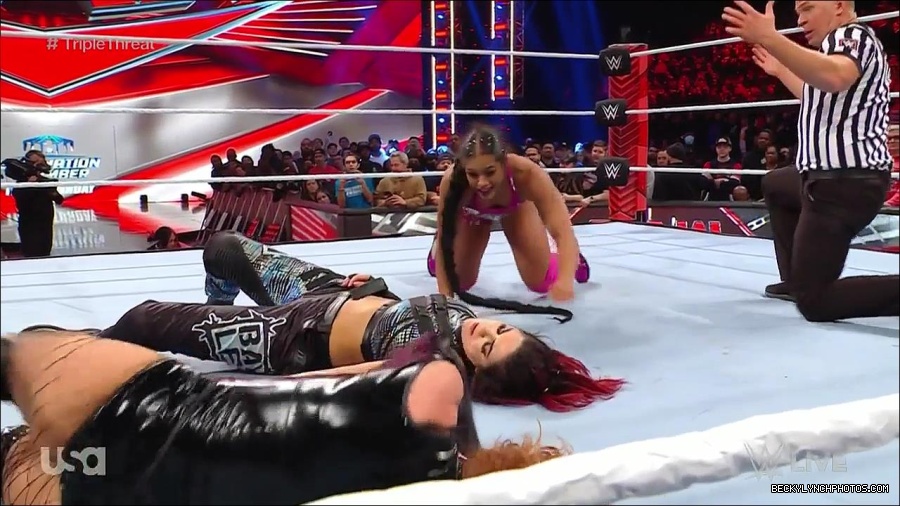 WWE_Monday_Night_Raw_2023_02_13_720p_HDTV_x264-NWCHD_mp4_008246009.jpg