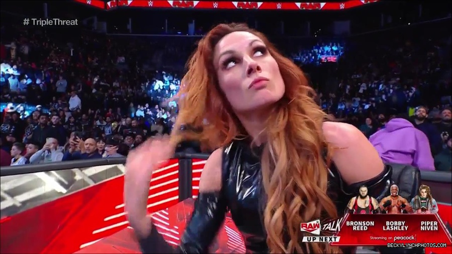 WWE_Monday_Night_Raw_2023_02_13_720p_HDTV_x264-NWCHD_mp4_008471835.jpg