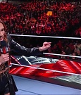 WWE_Monday_Night_Raw_2023_02_13_720p_HDTV_x264-NWCHD_mp4_000289122.jpg