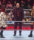 WWE_Monday_Night_Raw_2023_02_13_720p_HDTV_x264-NWCHD_mp4_000360393.jpg