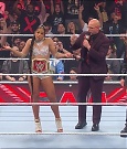 WWE_Monday_Night_Raw_2023_02_13_720p_HDTV_x264-NWCHD_mp4_000516148.jpg