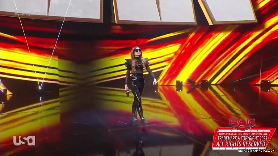 WWE_Monday_Night_Raw_2023_02_20_720p_HDTV_x264-NWCHD_mp4_005998631.jpg
