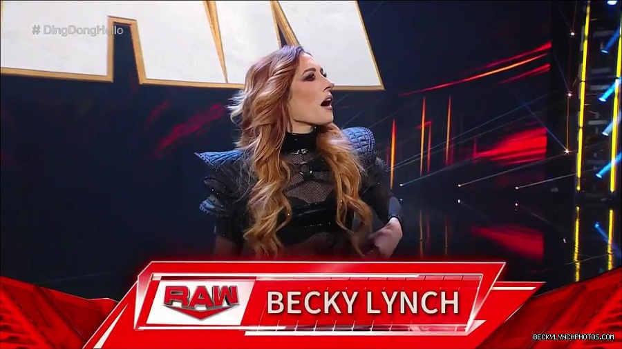 WWE_Monday_Night_Raw_2023_02_20_720p_HDTV_x264-NWCHD_mp4_006007840.jpg
