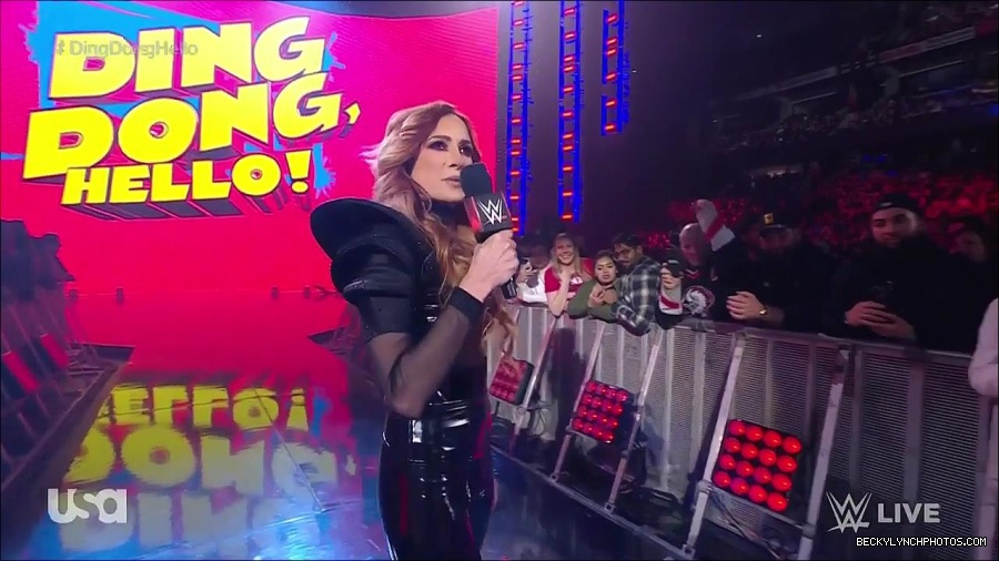 WWE_Monday_Night_Raw_2023_02_20_720p_HDTV_x264-NWCHD_mp4_006034667.jpg