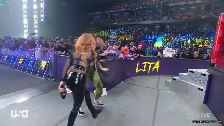 WWE_Monday_Night_Raw_2023_02_20_720p_HDTV_x264-NWCHD_mp4_006107539.jpg