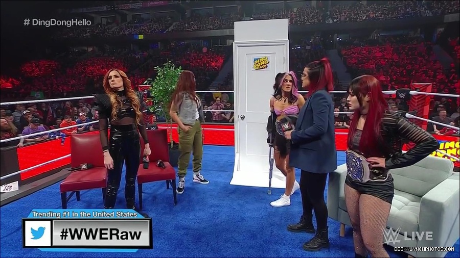 WWE_Monday_Night_Raw_2023_02_20_720p_HDTV_x264-NWCHD_mp4_006141573.jpg