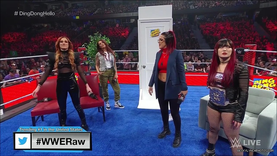 WWE_Monday_Night_Raw_2023_02_20_720p_HDTV_x264-NWCHD_mp4_006145177.jpg