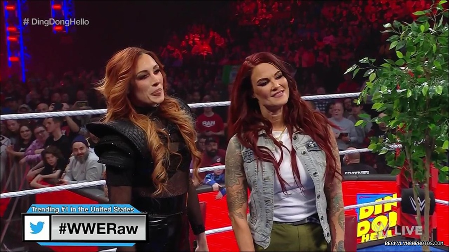WWE_Monday_Night_Raw_2023_02_20_720p_HDTV_x264-NWCHD_mp4_006153185.jpg