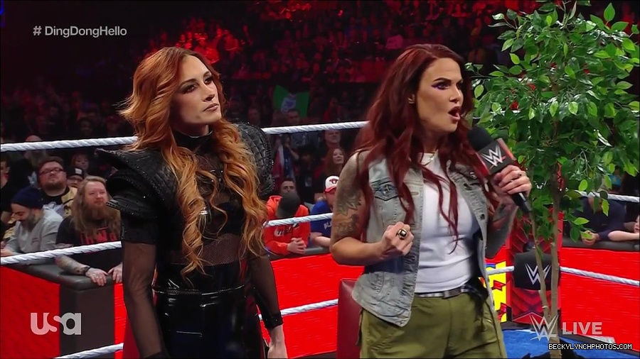 WWE_Monday_Night_Raw_2023_02_20_720p_HDTV_x264-NWCHD_mp4_006181613.jpg