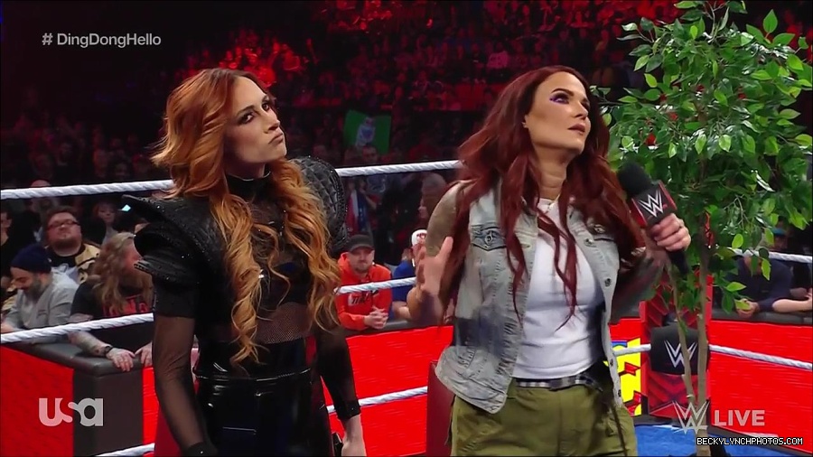WWE_Monday_Night_Raw_2023_02_20_720p_HDTV_x264-NWCHD_mp4_006184416.jpg