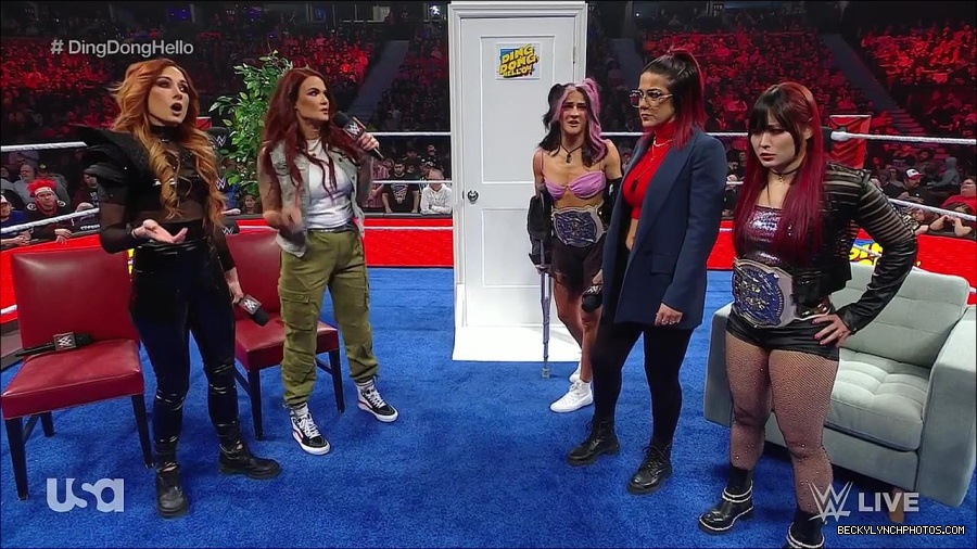 WWE_Monday_Night_Raw_2023_02_20_720p_HDTV_x264-NWCHD_mp4_006194426.jpg