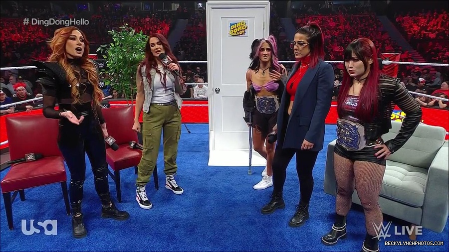 WWE_Monday_Night_Raw_2023_02_20_720p_HDTV_x264-NWCHD_mp4_006194827.jpg