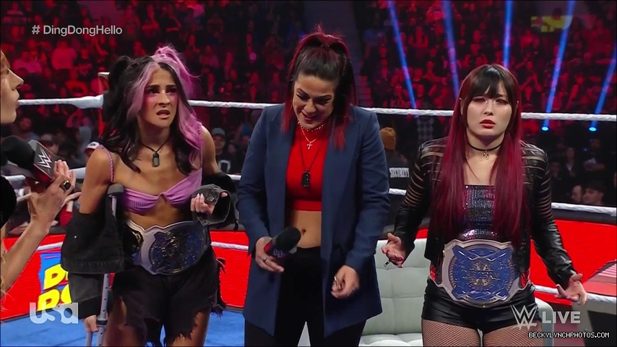 WWE_Monday_Night_Raw_2023_02_20_720p_HDTV_x264-NWCHD_mp4_006205637.jpg
