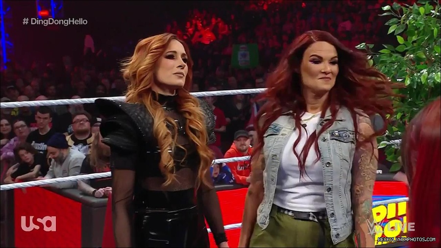 WWE_Monday_Night_Raw_2023_02_20_720p_HDTV_x264-NWCHD_mp4_006216048.jpg