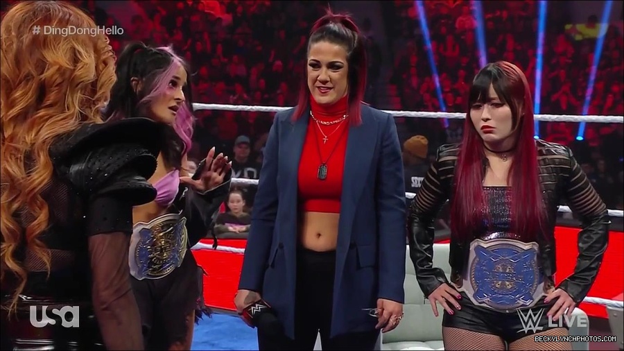 WWE_Monday_Night_Raw_2023_02_20_720p_HDTV_x264-NWCHD_mp4_006239271.jpg