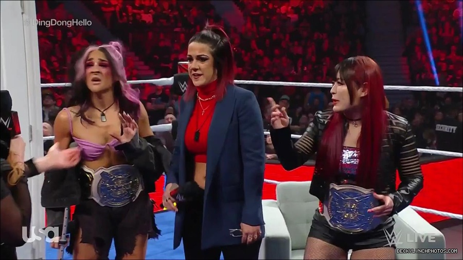 WWE_Monday_Night_Raw_2023_02_20_720p_HDTV_x264-NWCHD_mp4_006253285.jpg