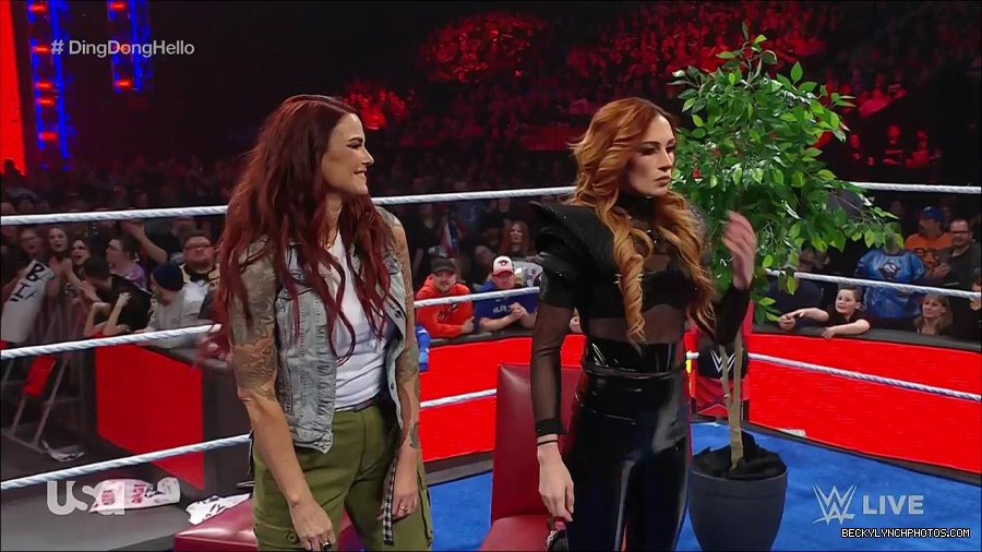WWE_Monday_Night_Raw_2023_02_20_720p_HDTV_x264-NWCHD_mp4_006305337.jpg