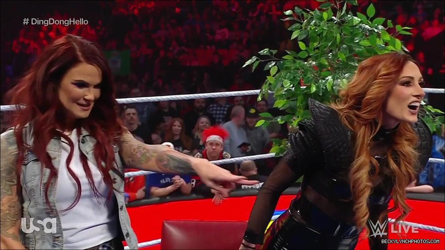 WWE_Monday_Night_Raw_2023_02_20_720p_HDTV_x264-NWCHD_mp4_006314146.jpg