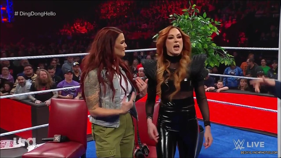 WWE_Monday_Night_Raw_2023_02_20_720p_HDTV_x264-NWCHD_mp4_006320953.jpg