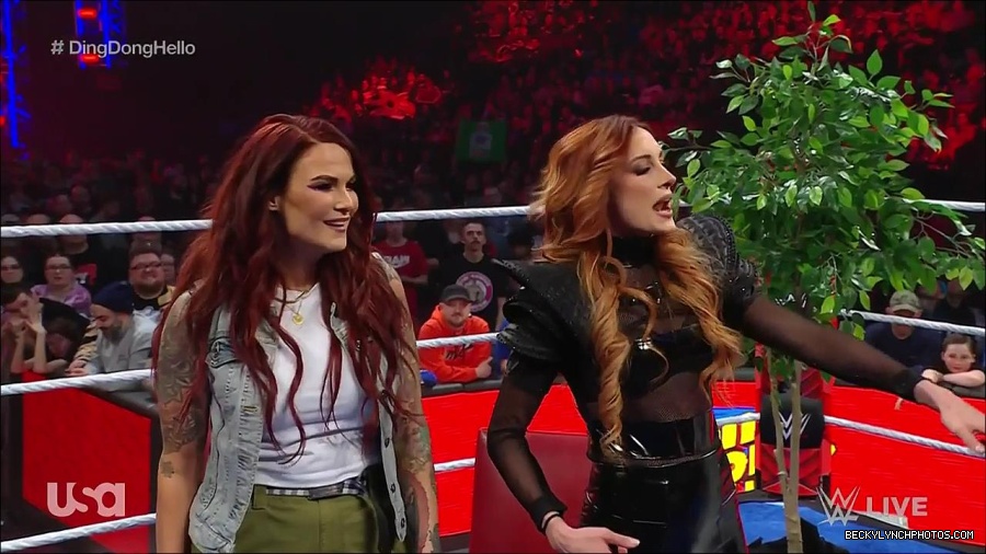 WWE_Monday_Night_Raw_2023_02_20_720p_HDTV_x264-NWCHD_mp4_006326959.jpg