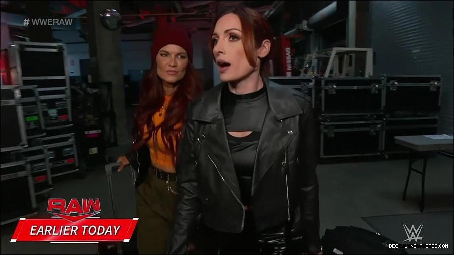 WWE_Monday_Night_Raw_2023_02_27_720p_HDTV_x264-NWCHD_mp4_000030418.jpg