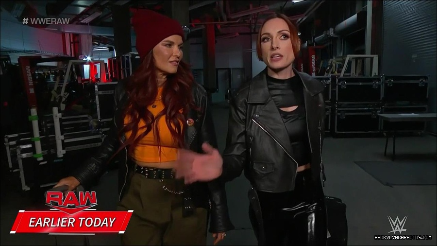 WWE_Monday_Night_Raw_2023_02_27_720p_HDTV_x264-NWCHD_mp4_000032820.jpg