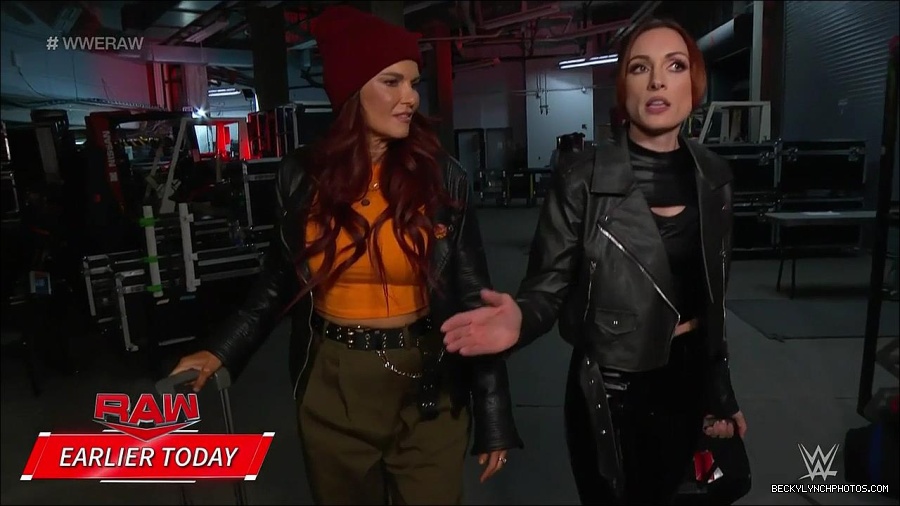 WWE_Monday_Night_Raw_2023_02_27_720p_HDTV_x264-NWCHD_mp4_000033621.jpg