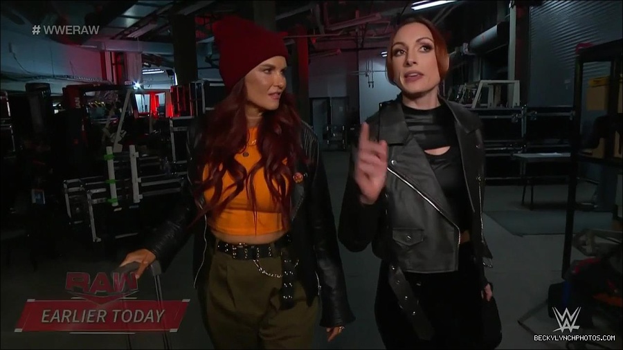 WWE_Monday_Night_Raw_2023_02_27_720p_HDTV_x264-NWCHD_mp4_000034021.jpg