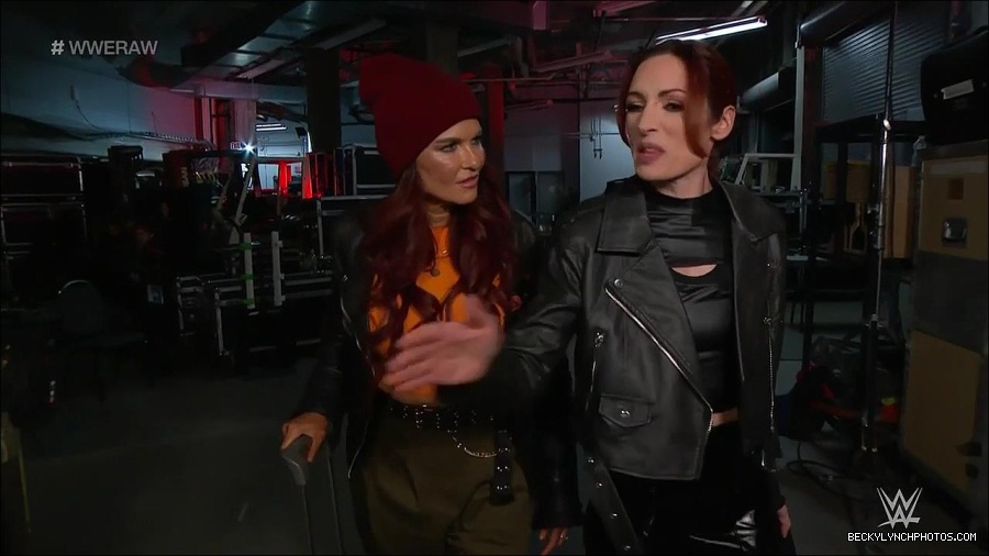 WWE_Monday_Night_Raw_2023_02_27_720p_HDTV_x264-NWCHD_mp4_000035623.jpg