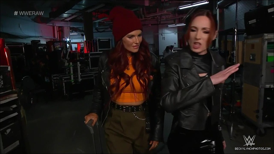 WWE_Monday_Night_Raw_2023_02_27_720p_HDTV_x264-NWCHD_mp4_000036023.jpg