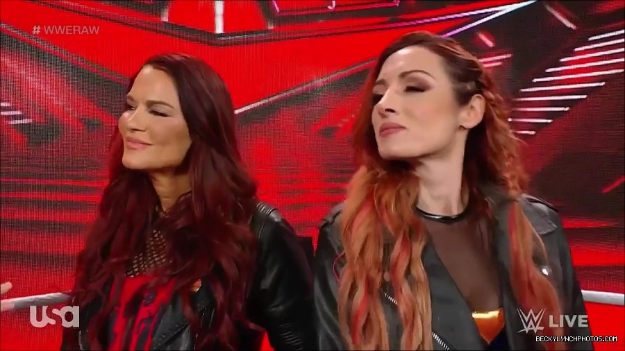 WWE_Monday_Night_Raw_2023_02_27_720p_HDTV_x264-NWCHD_mp4_002085997.jpg