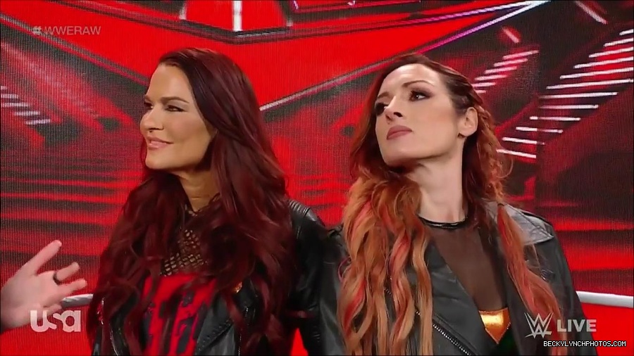 WWE_Monday_Night_Raw_2023_02_27_720p_HDTV_x264-NWCHD_mp4_002086397.jpg