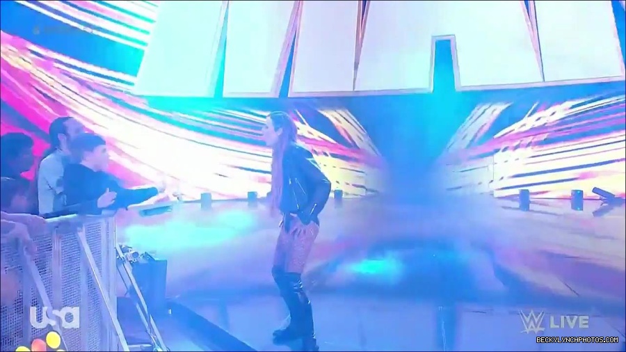 WWE_Monday_Night_Raw_2023_02_27_720p_HDTV_x264-NWCHD_mp4_006566470.jpg