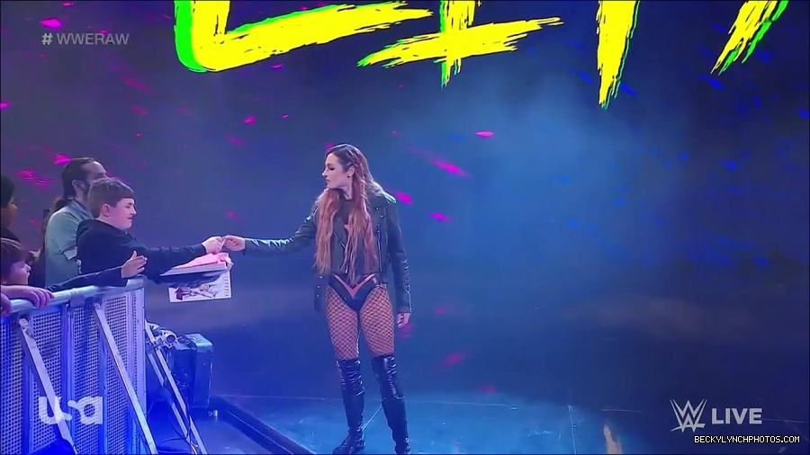 WWE_Monday_Night_Raw_2023_02_27_720p_HDTV_x264-NWCHD_mp4_006568472.jpg