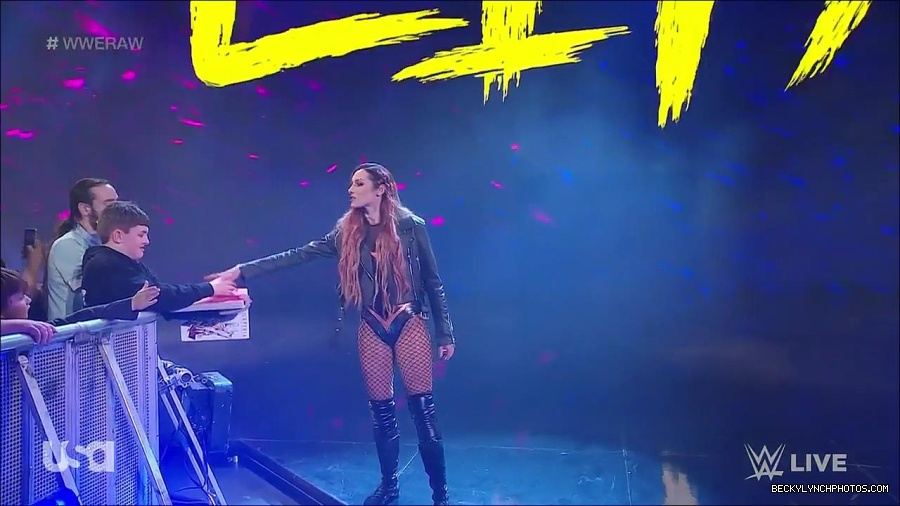WWE_Monday_Night_Raw_2023_02_27_720p_HDTV_x264-NWCHD_mp4_006569273.jpg