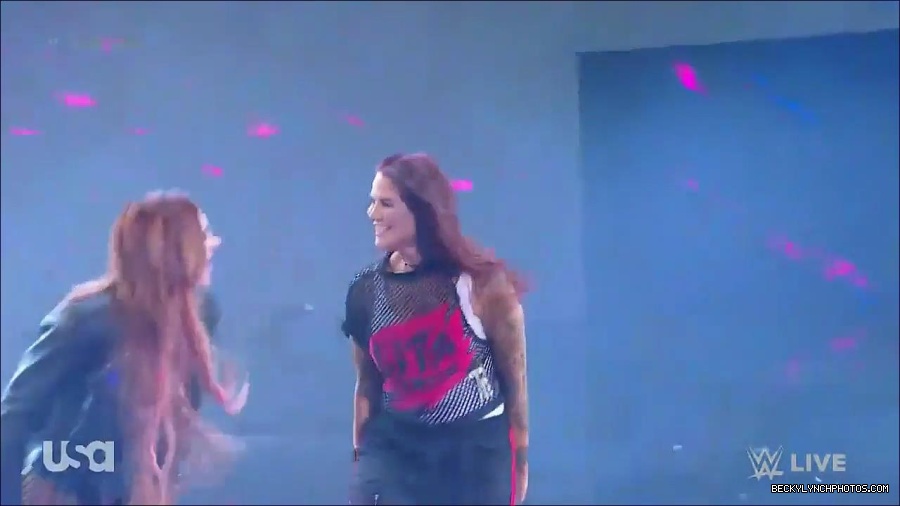 WWE_Monday_Night_Raw_2023_02_27_720p_HDTV_x264-NWCHD_mp4_006580484.jpg