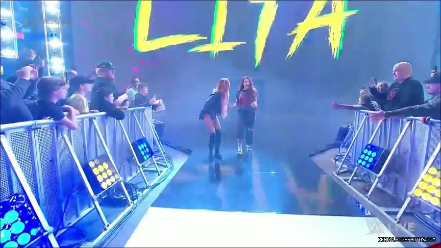 WWE_Monday_Night_Raw_2023_02_27_720p_HDTV_x264-NWCHD_mp4_006582486.jpg