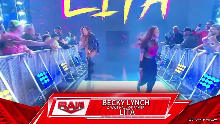 WWE_Monday_Night_Raw_2023_02_27_720p_HDTV_x264-NWCHD_mp4_006585689.jpg