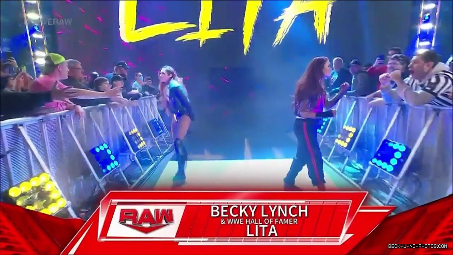 WWE_Monday_Night_Raw_2023_02_27_720p_HDTV_x264-NWCHD_mp4_006586090.jpg