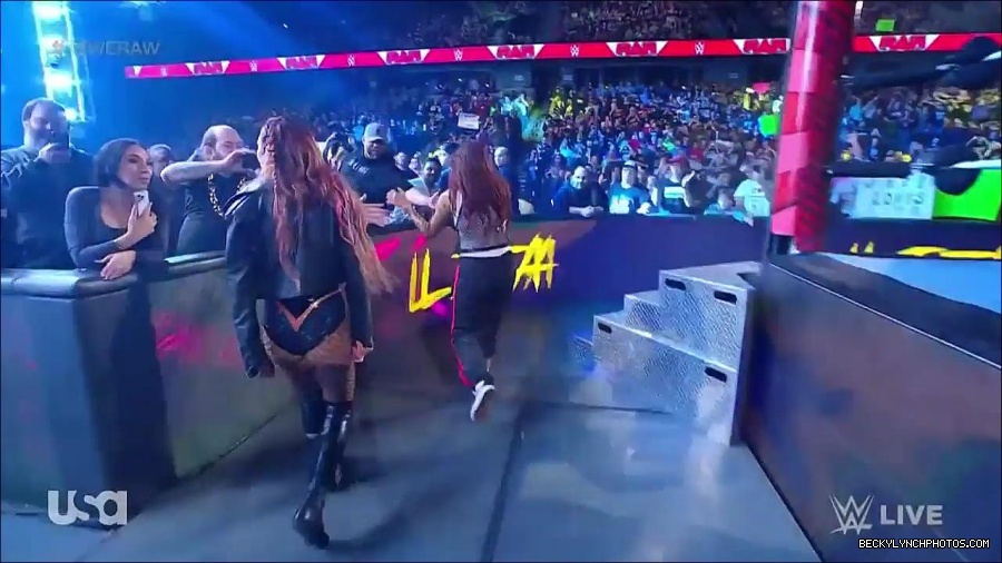 WWE_Monday_Night_Raw_2023_02_27_720p_HDTV_x264-NWCHD_mp4_006592496.jpg