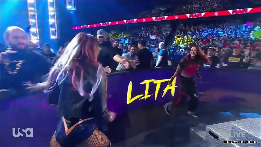WWE_Monday_Night_Raw_2023_02_27_720p_HDTV_x264-NWCHD_mp4_006594098.jpg