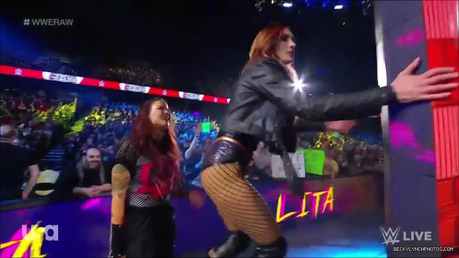 WWE_Monday_Night_Raw_2023_02_27_720p_HDTV_x264-NWCHD_mp4_006600905.jpg