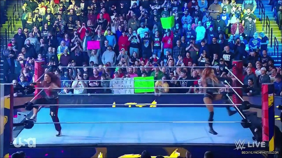WWE_Monday_Night_Raw_2023_02_27_720p_HDTV_x264-NWCHD_mp4_006612116.jpg