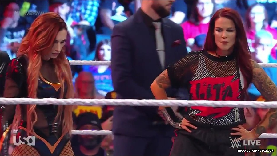 WWE_Monday_Night_Raw_2023_02_27_720p_HDTV_x264-NWCHD_mp4_006750121.jpg