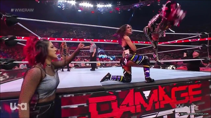 WWE_Monday_Night_Raw_2023_02_27_720p_HDTV_x264-NWCHD_mp4_006753725.jpg