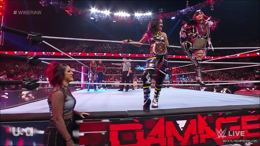 WWE_Monday_Night_Raw_2023_02_27_720p_HDTV_x264-NWCHD_mp4_006768940.jpg