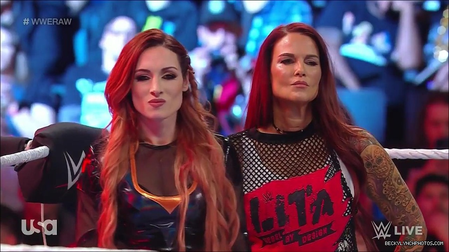 WWE_Monday_Night_Raw_2023_02_27_720p_HDTV_x264-NWCHD_mp4_006770942.jpg