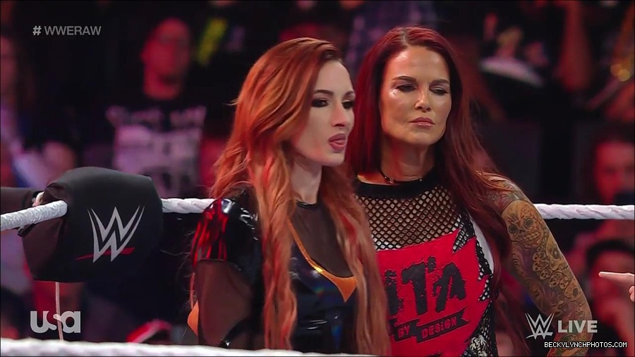 WWE_Monday_Night_Raw_2023_02_27_720p_HDTV_x264-NWCHD_mp4_006776147.jpg