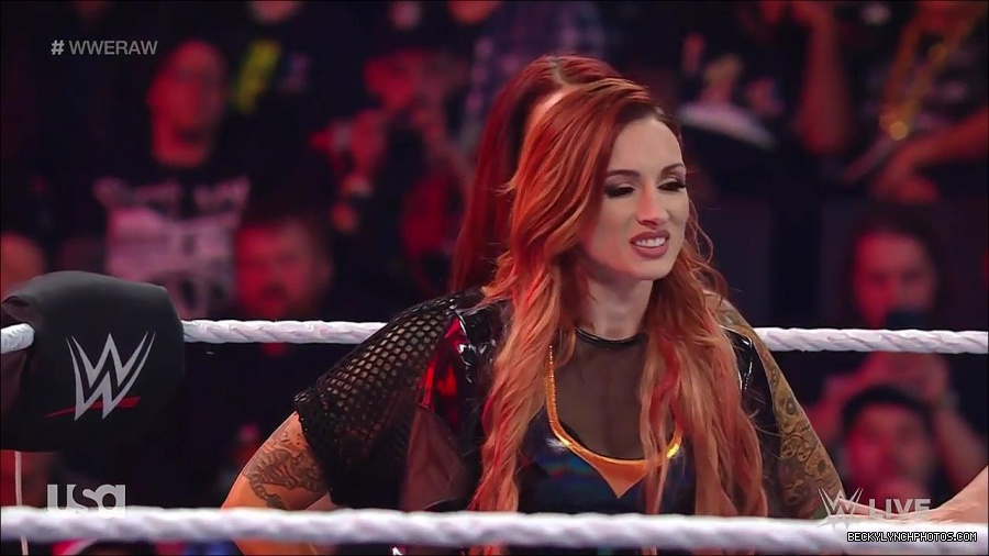 WWE_Monday_Night_Raw_2023_02_27_720p_HDTV_x264-NWCHD_mp4_006778149.jpg